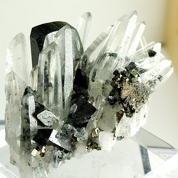 minerales: hubnerita ó hüenerita