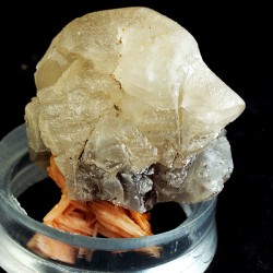 -Fluorescent cerussite and...