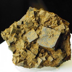 Pyrit-Limonit Pseudo (4x4)