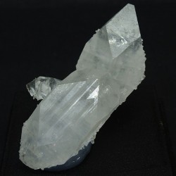 Apophyllite-crystals doubly...